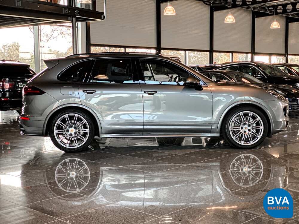 Porsche Cayenne 4.2 D S SportChrono 385pk 2017 Facelift -Org. NL, ND-061-B