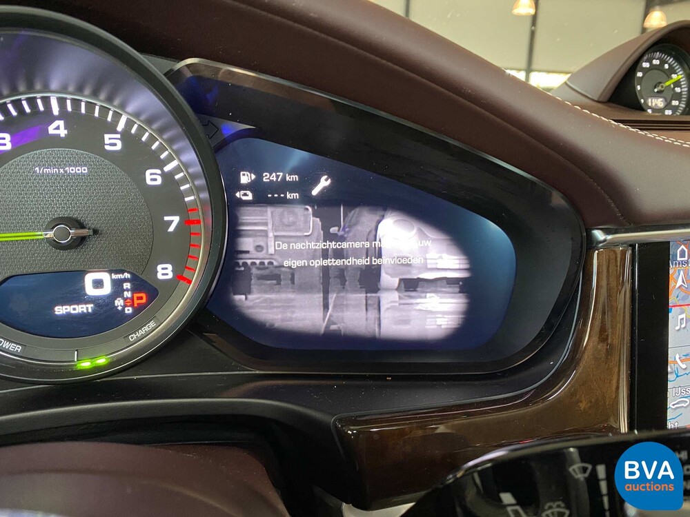 Porsche Panamera 4 E-Hybrid Executive (LWB) Sportchrono 462pk 2.9 V6 2018 MEIN -Org NL-.