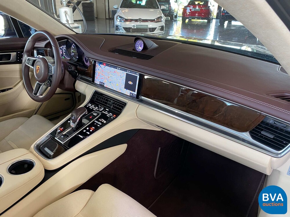 Porsche Panamera 4 E-Hybrid Executive (LWB) Sportchrono 462pk 2.9 V6 2018 MEIN -Org NL-.