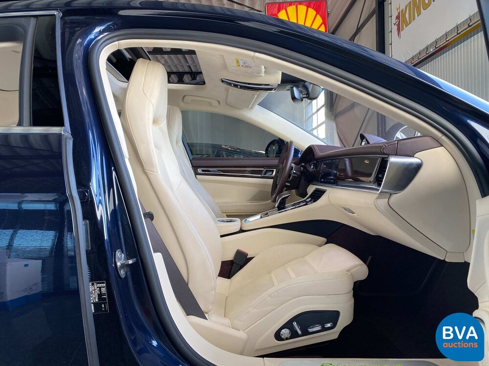 Porsche Panamera 4 E-Hybrid Executive (LWB) Sportchrono 462pk 2.9 V6 2018 MEIN -Org NL-.