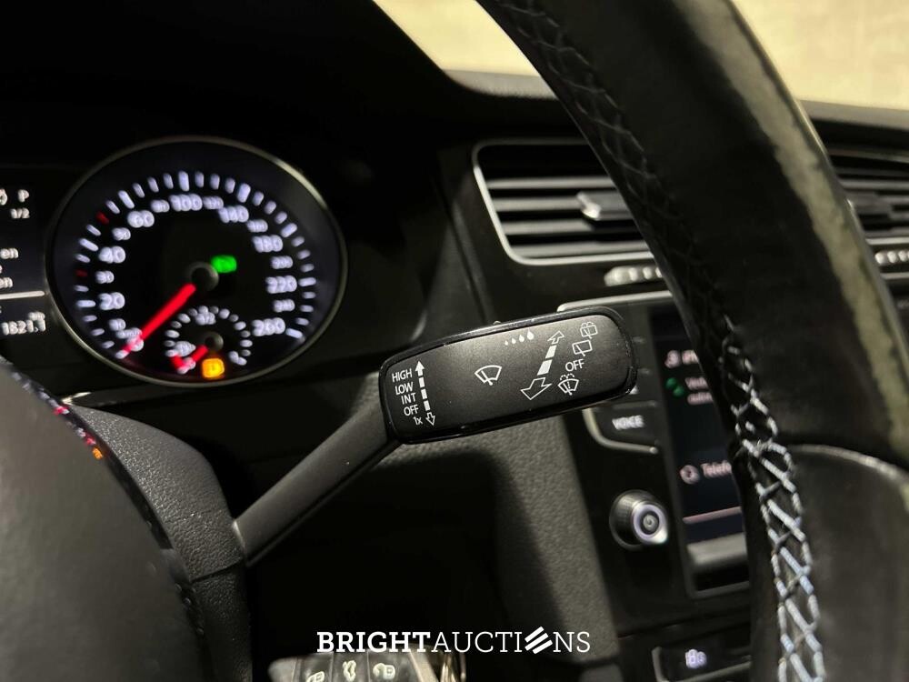 Volkswagen Golf GTE 1.4 TSI 150pk 2015 (Origineel-NL + 2e Eigenaar), HR-181-H