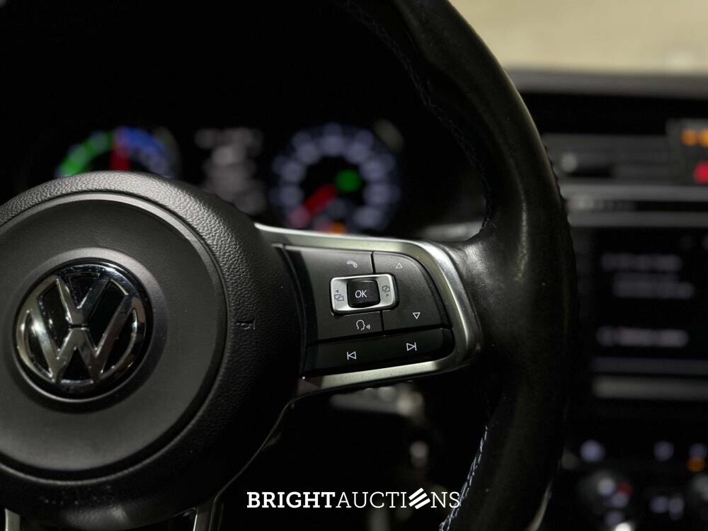 Volkswagen Golf GTE 1.4 TSI 150pk 2015 (Origineel-NL + 2e Eigenaar), HR-181-H