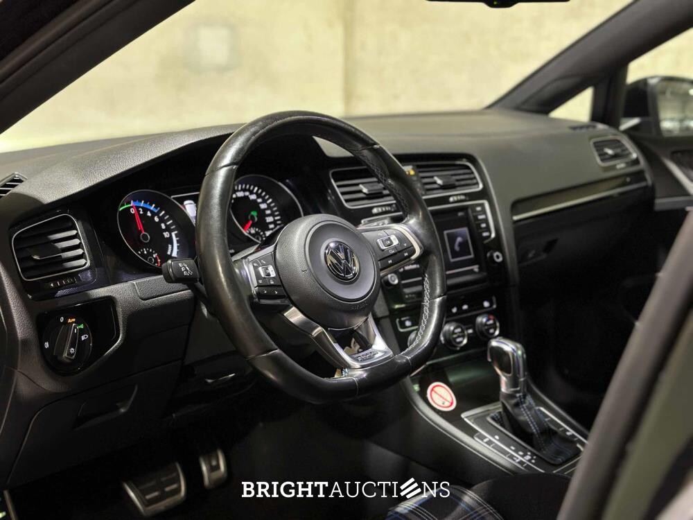 Volkswagen Golf GTE 1.4 TSI 150pk 2015 (Origineel-NL + 2e Eigenaar), HR-181-H