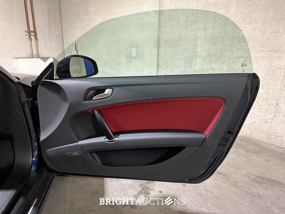 Audi TT Roadster 2.0 200pk 2008, J-005-XZ