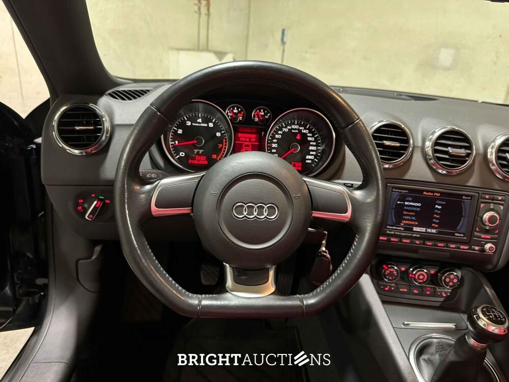 Audi TT Roadster 2.0 200pk 2008, J-005-XZ