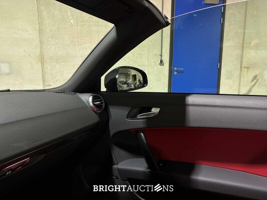 Audi TT Roadster 2.0 200pk 2008, J-005-XZ