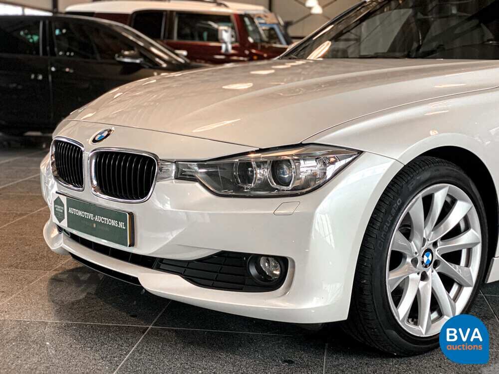 BMW 320D High Executive 3er 163pk 2014 -Org NL-, 4-TRS-12.