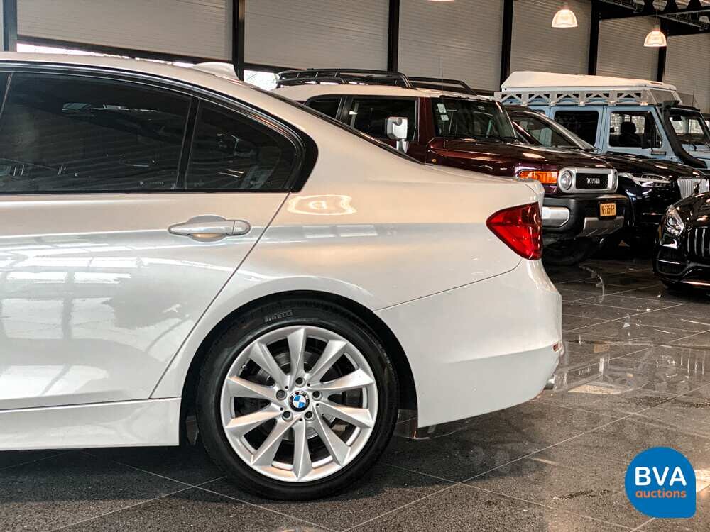 BMW 320D High Executive 3er 163pk 2014 -Org NL-, 4-TRS-12.