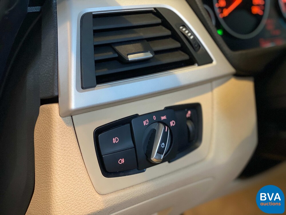 BMW 320D High Executive 3er 163pk 2014 -Org NL-, 4-TRS-12.