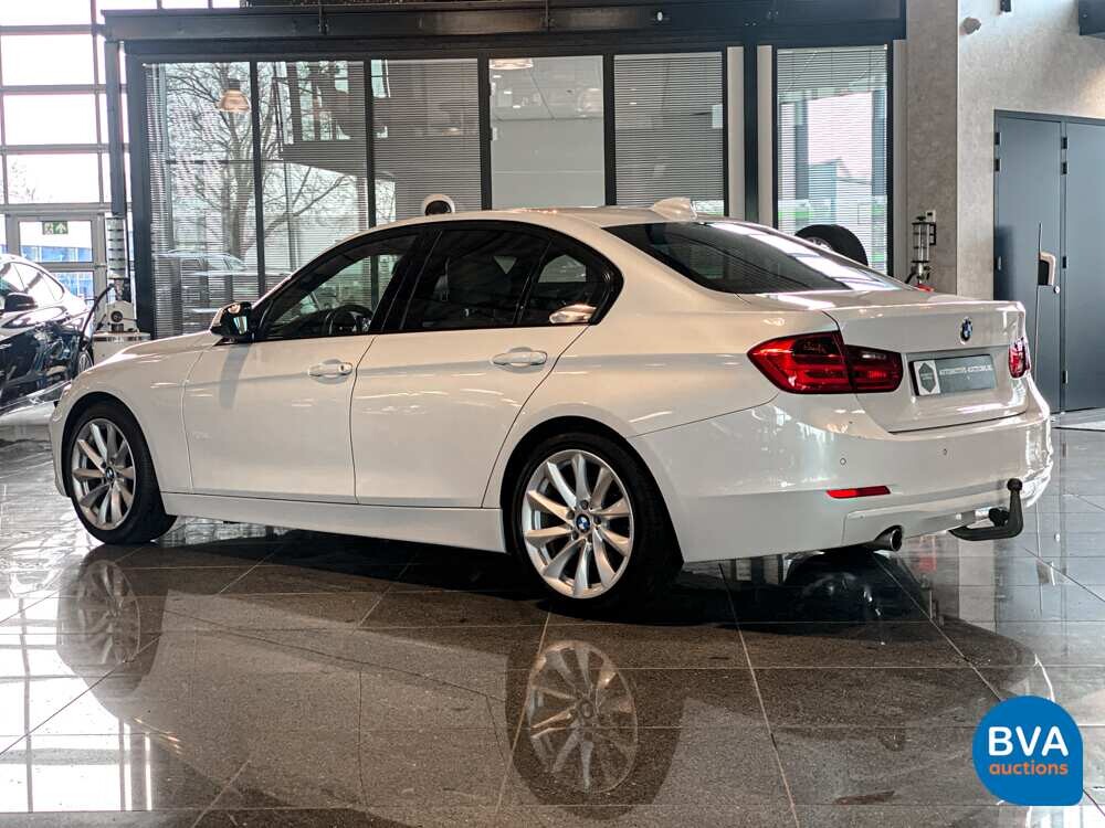 BMW 320D High Executive 3er 163pk 2014 -Org NL-, 4-TRS-12.