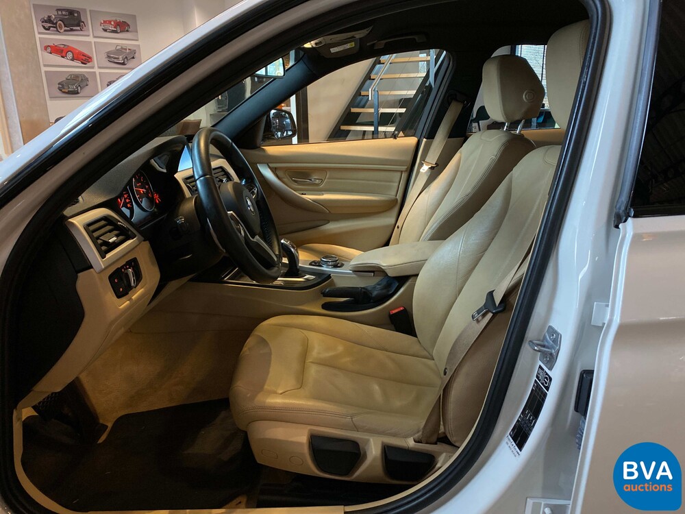 BMW 320D High Executive 3er 163pk 2014 -Org NL-, 4-TRS-12.