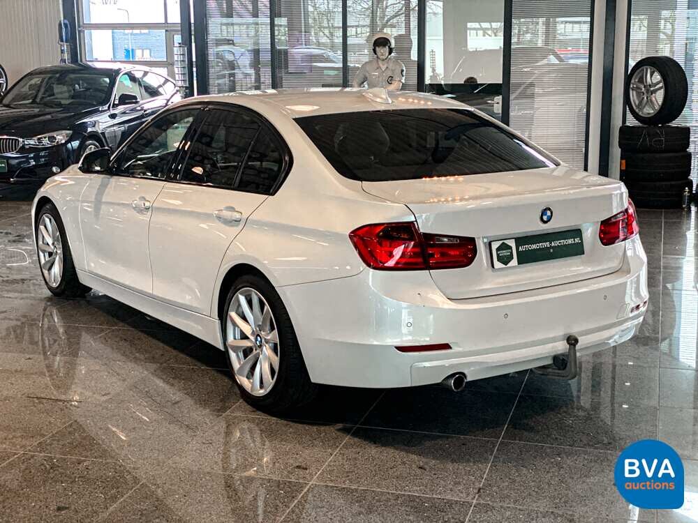 BMW 320D High Executive 3er 163pk 2014 -Org NL-, 4-TRS-12.