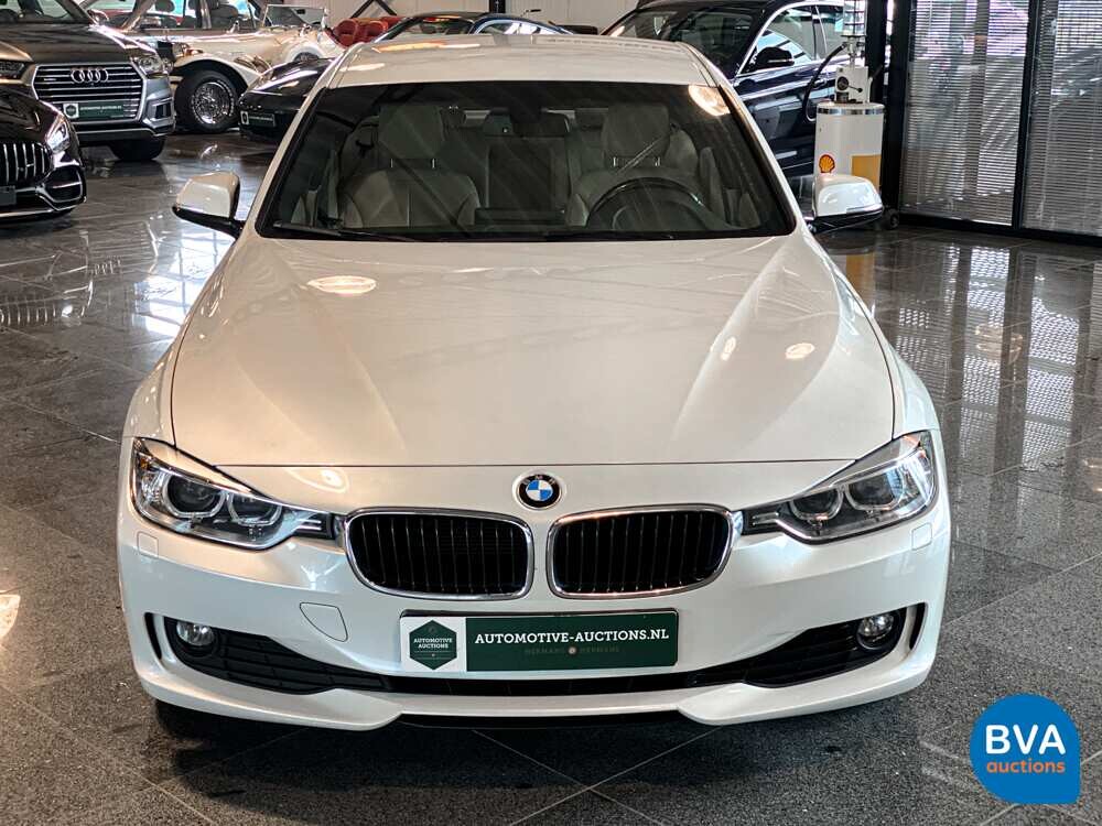 BMW 320D High Executive 3er 163pk 2014 -Org NL-, 4-TRS-12.