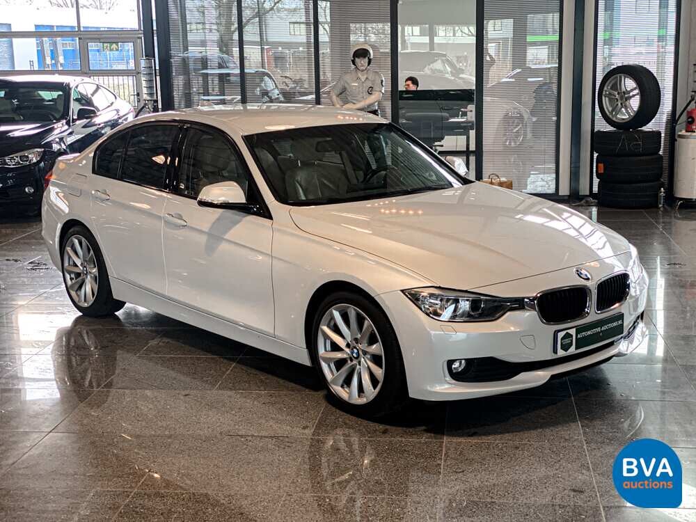 BMW 320D High Executive 3er 163pk 2014 -Org NL-, 4-TRS-12.