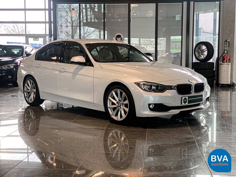BMW 320D High Executive 3er 163pk 2014 -Org NL-, 4-TRS-12.