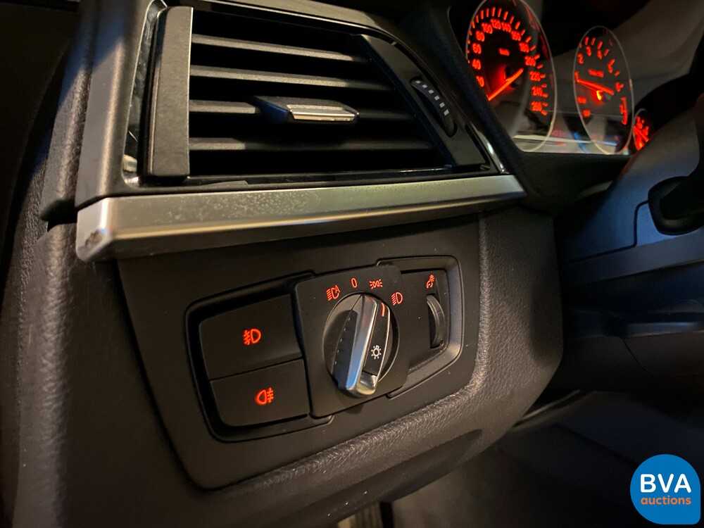 BMW 320i Gran Turismo 3er High Executive 184pk 2014 -Org NL-, 6-SXX-98.