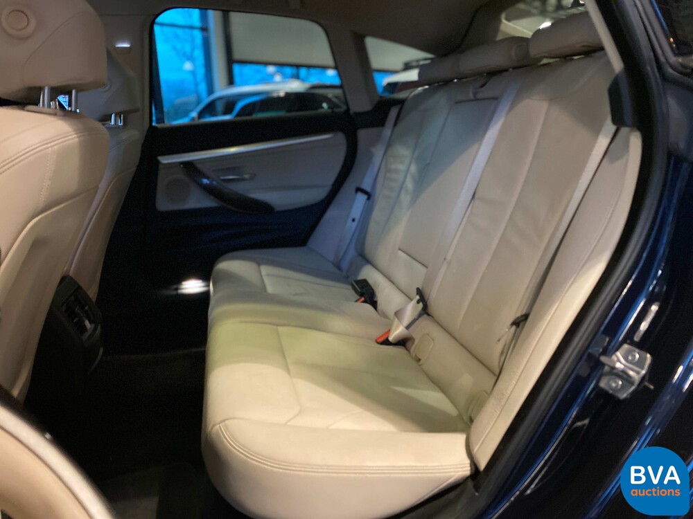 BMW 320i Gran Turismo 3er High Executive 184pk 2014 -Org NL-, 6-SXX-98.
