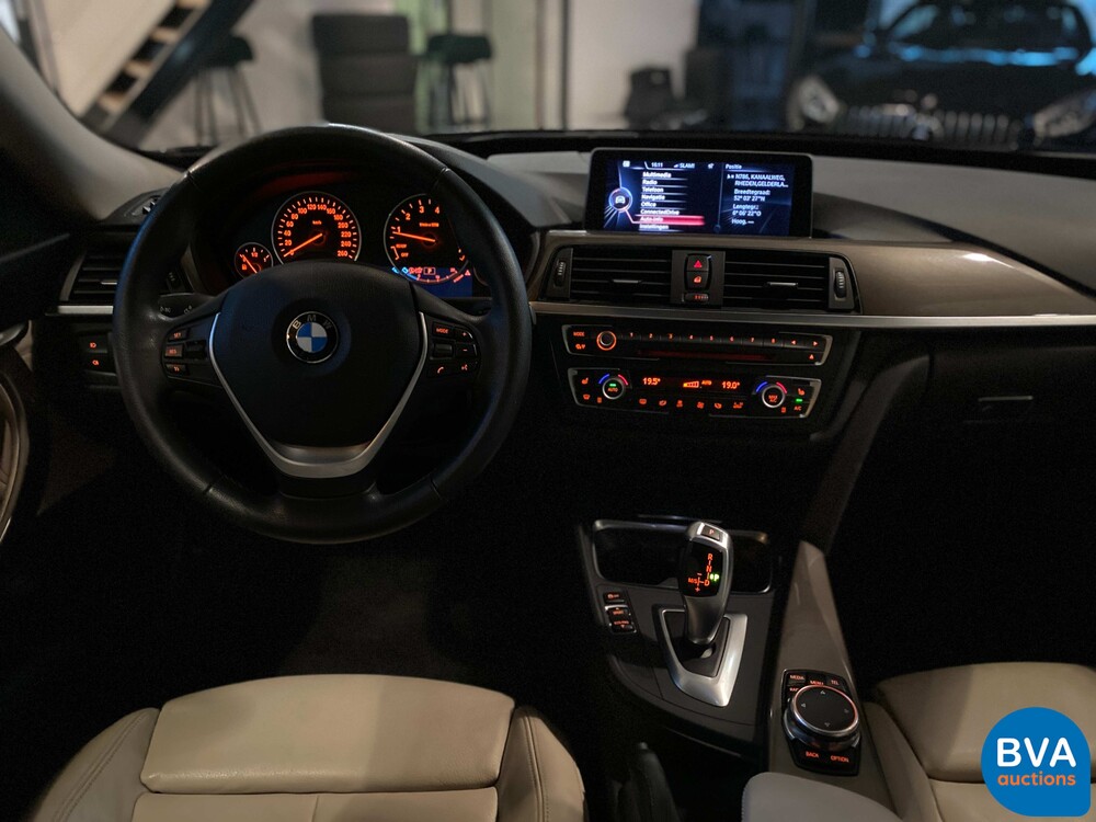 BMW 320i Gran Turismo 3er High Executive 184pk 2014 -Org NL-, 6-SXX-98.