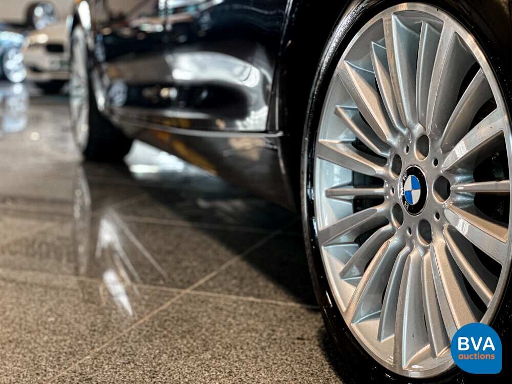 BMW 320i Gran Turismo 3er High Executive 184pk 2014 -Org NL-, 6-SXX-98.