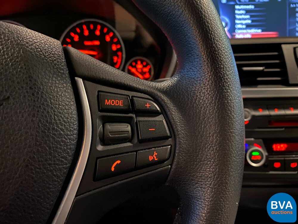 BMW 320i Gran Turismo 3er High Executive 184pk 2014 -Org NL-, 6-SXX-98.