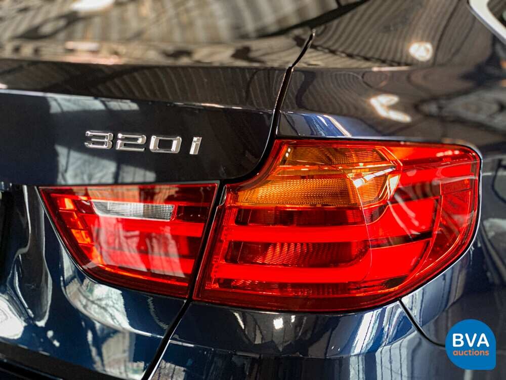 BMW 320i Gran Turismo 3er High Executive 184pk 2014 -Org NL-, 6-SXX-98.