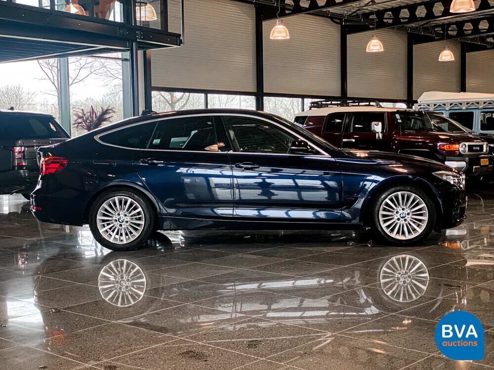BMW 320i Gran Turismo 3er High Executive 184pk 2014 -Org NL-, 6-SXX-98.