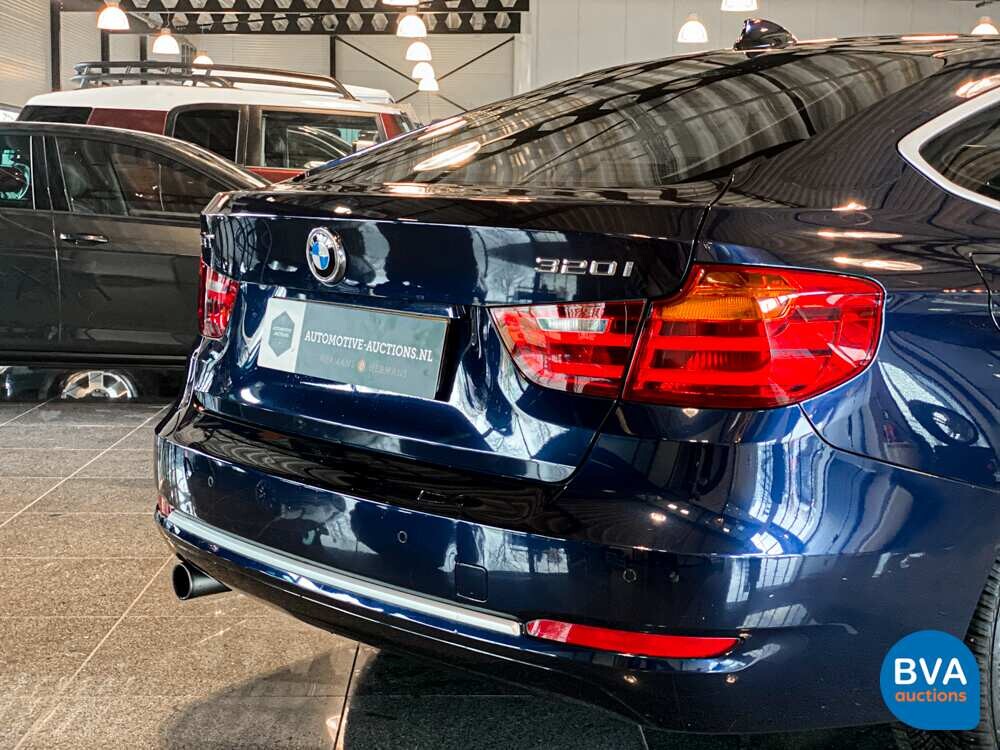 BMW 320i Gran Turismo 3er High Executive 184pk 2014 -Org NL-, 6-SXX-98.