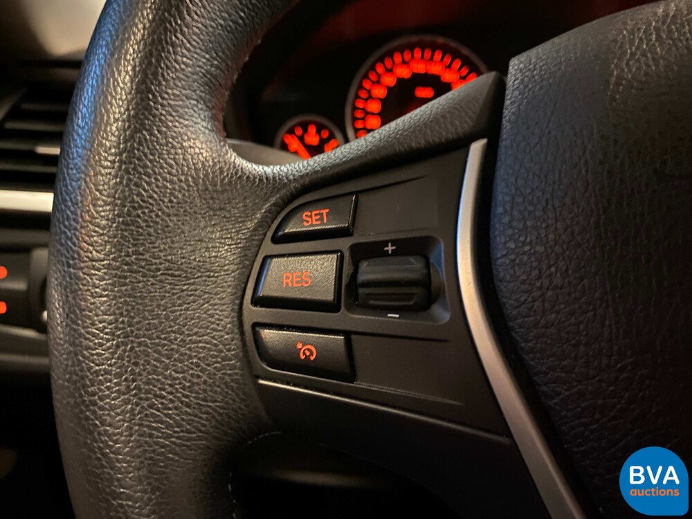 BMW 320i Gran Turismo 3er High Executive 184pk 2014 -Org NL-, 6-SXX-98.