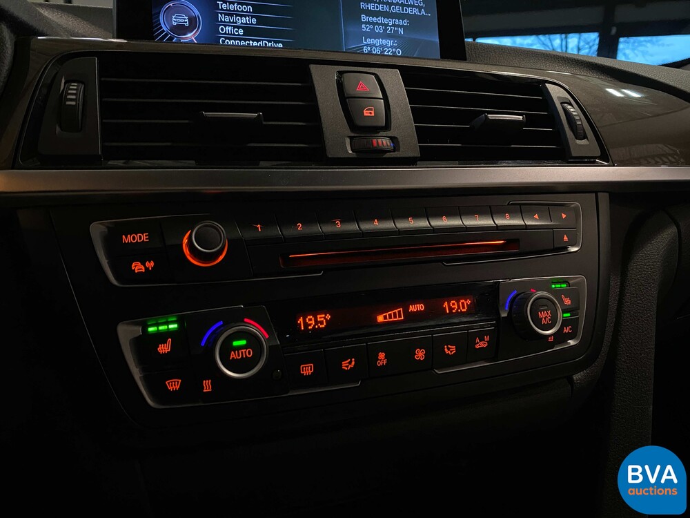 BMW 320i Gran Turismo 3er High Executive 184pk 2014 -Org NL-, 6-SXX-98.