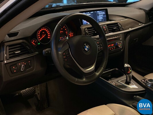 BMW 320i Gran Turismo 3er High Executive 184pk 2014 -Org NL-, 6-SXX-98.