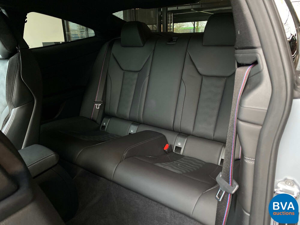 BMW M4 Competition 510PS Coupe 2021 NW MODELL -GARANTIE-.