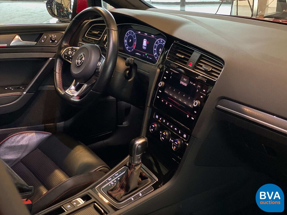 Volkswagen Golf GTI Performance 2.0 TSI FACELIFT 245pk 2017, NL Registrierung.