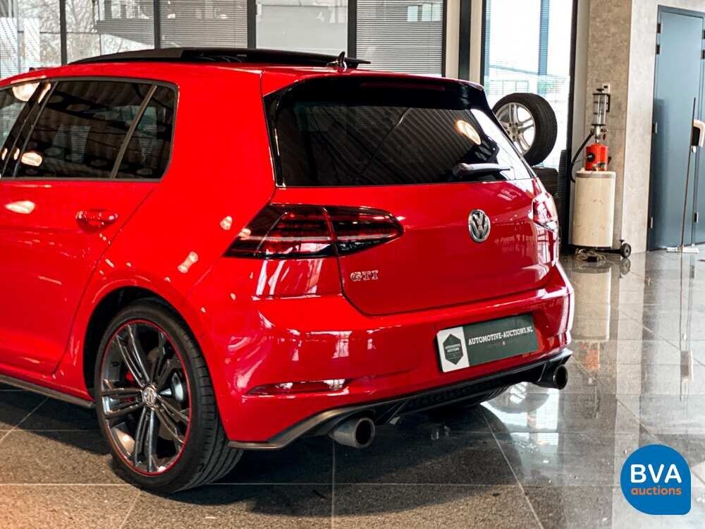 Volkswagen Golf GTI Performance 2.0 TSI FACELIFT 245pk 2017, NL Registrierung.