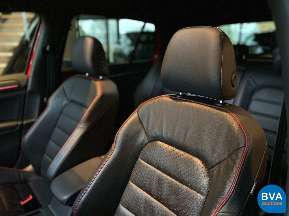 Volkswagen Golf GTI Performance 2.0 TSI FACELIFT 245pk 2017, NL Registrierung.