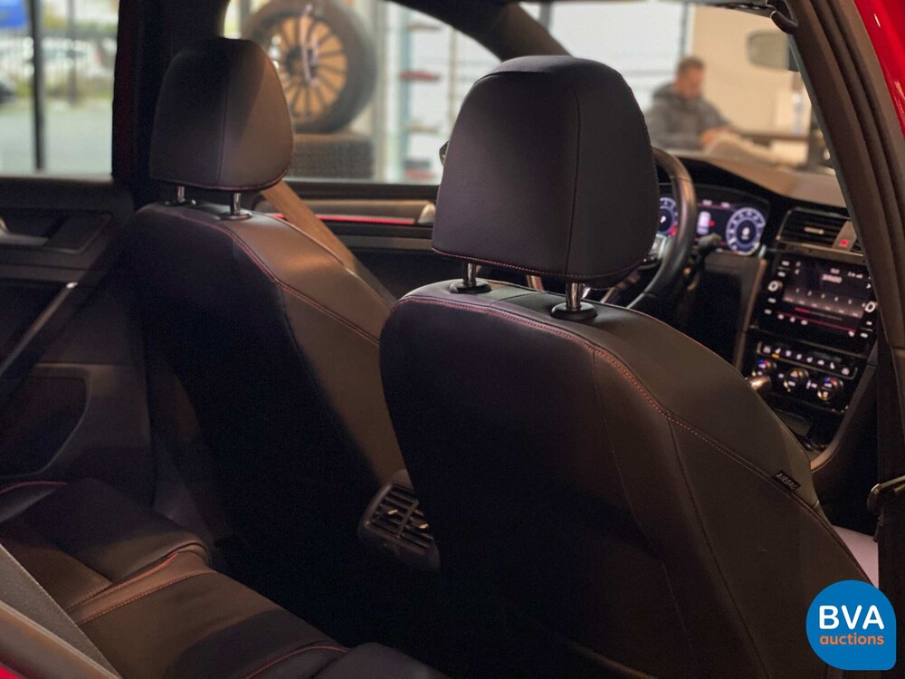 Volkswagen Golf GTI Performance 2.0 TSI FACELIFT 245pk 2017, NL Registrierung.