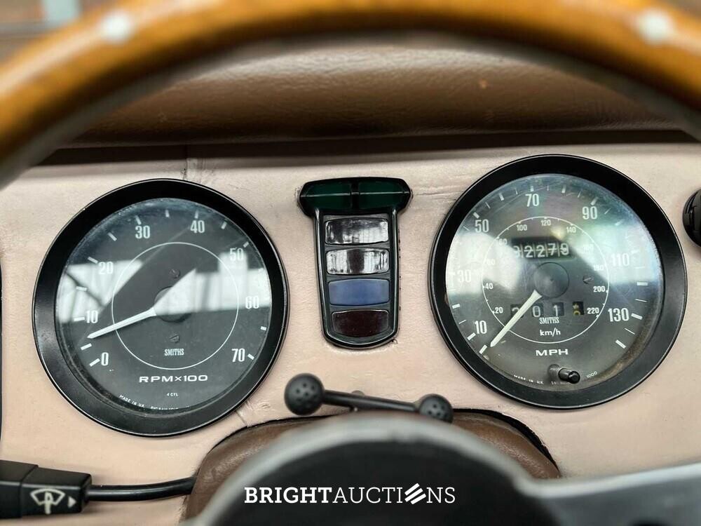 Morgan 4/4 (1.6 Ford Kent vier-in-lijn) Sports 2-seater 94pk 1979, R-137-JT