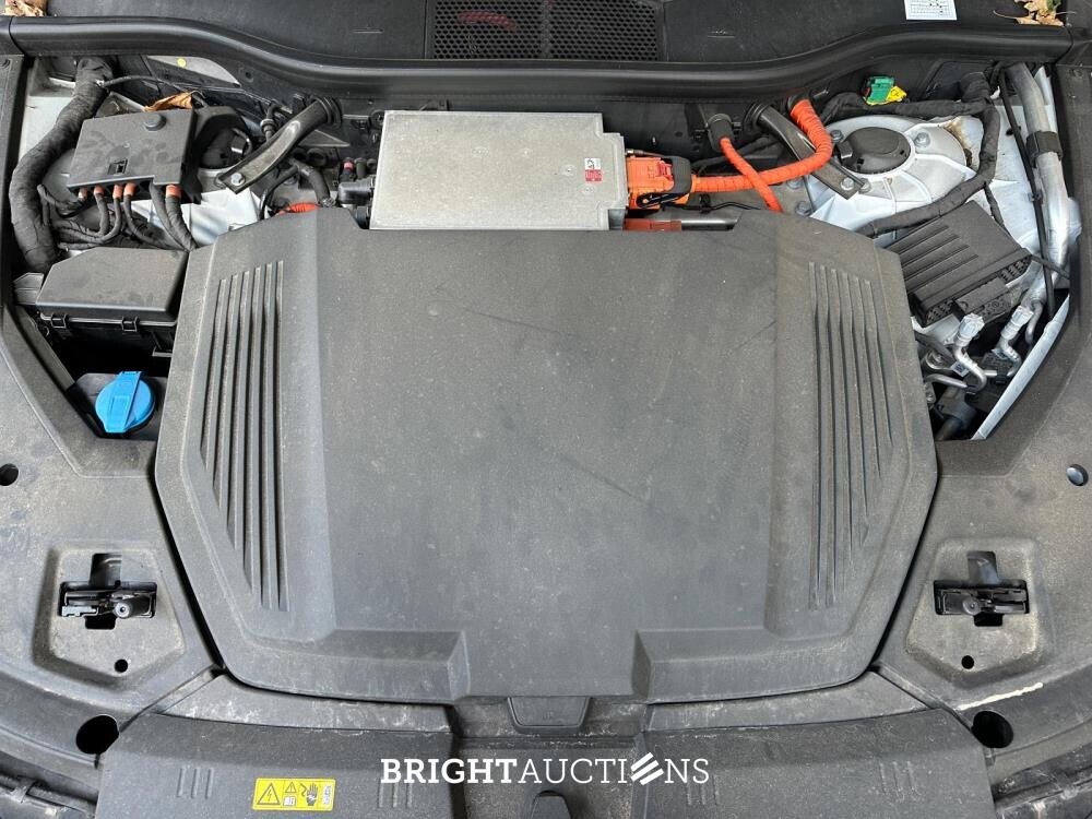 Audi e-tron 55 Quattro Advanced Pro Line Plus 95 kWh 360pk 2018, J-153-SR