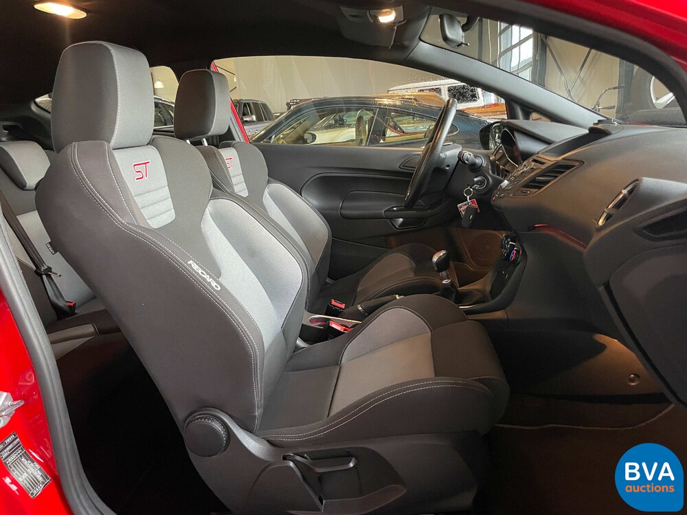 Ford Fiesta ST 182 PS 2016.