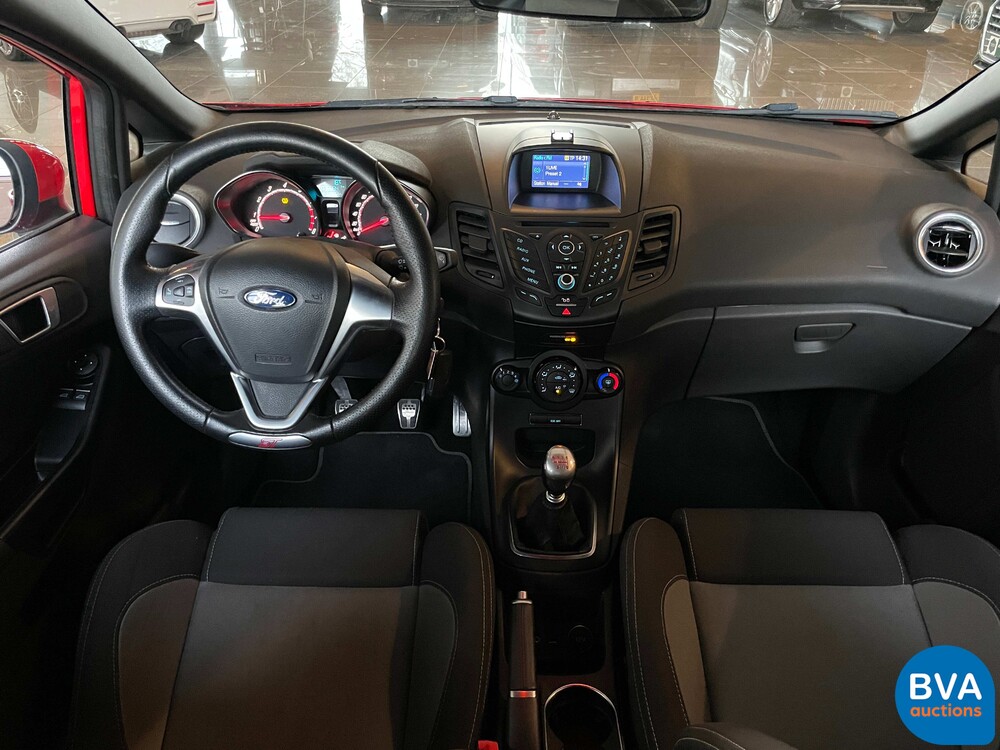 Ford Fiesta ST 182 PS 2016.