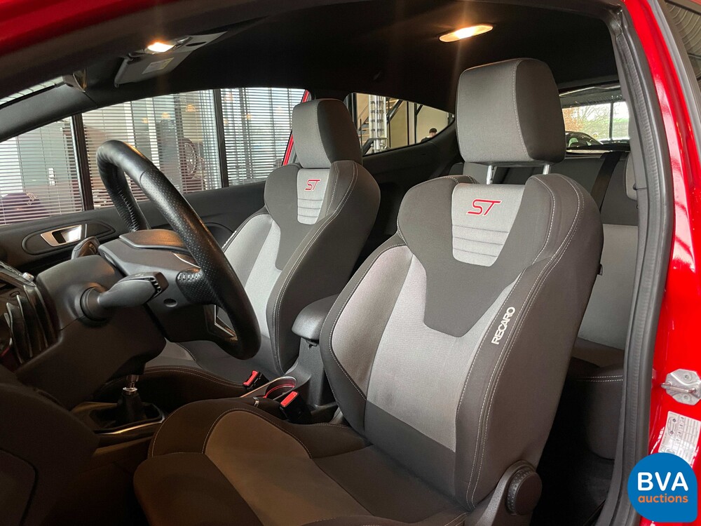 Ford Fiesta ST 182 PS 2016.