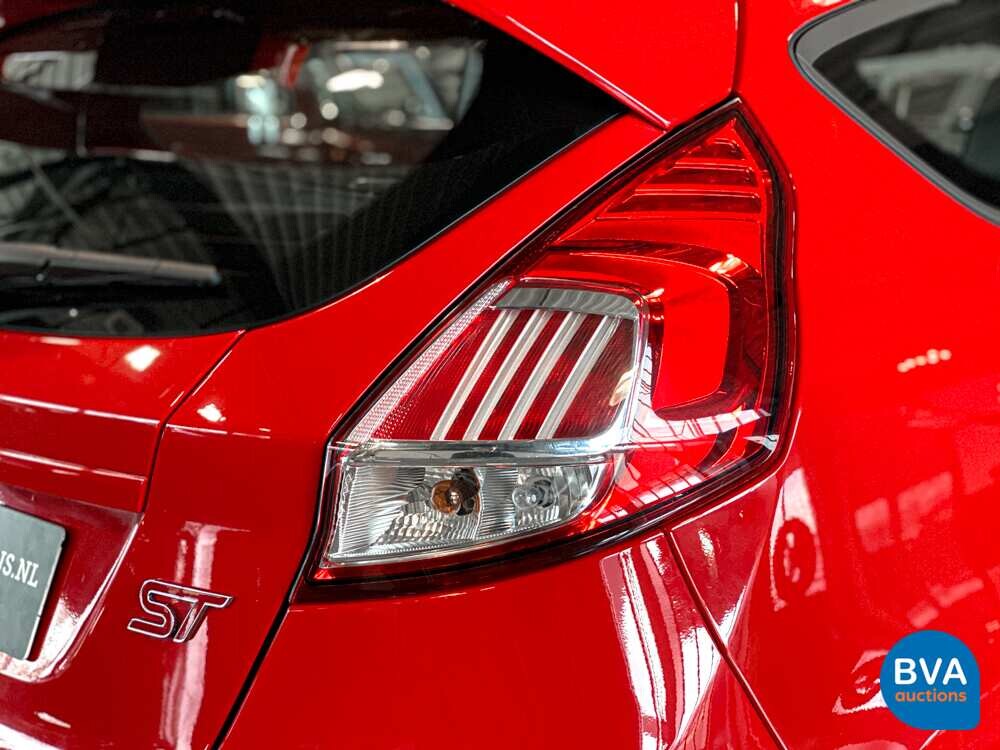 Ford Fiesta ST 182 PS 2016.