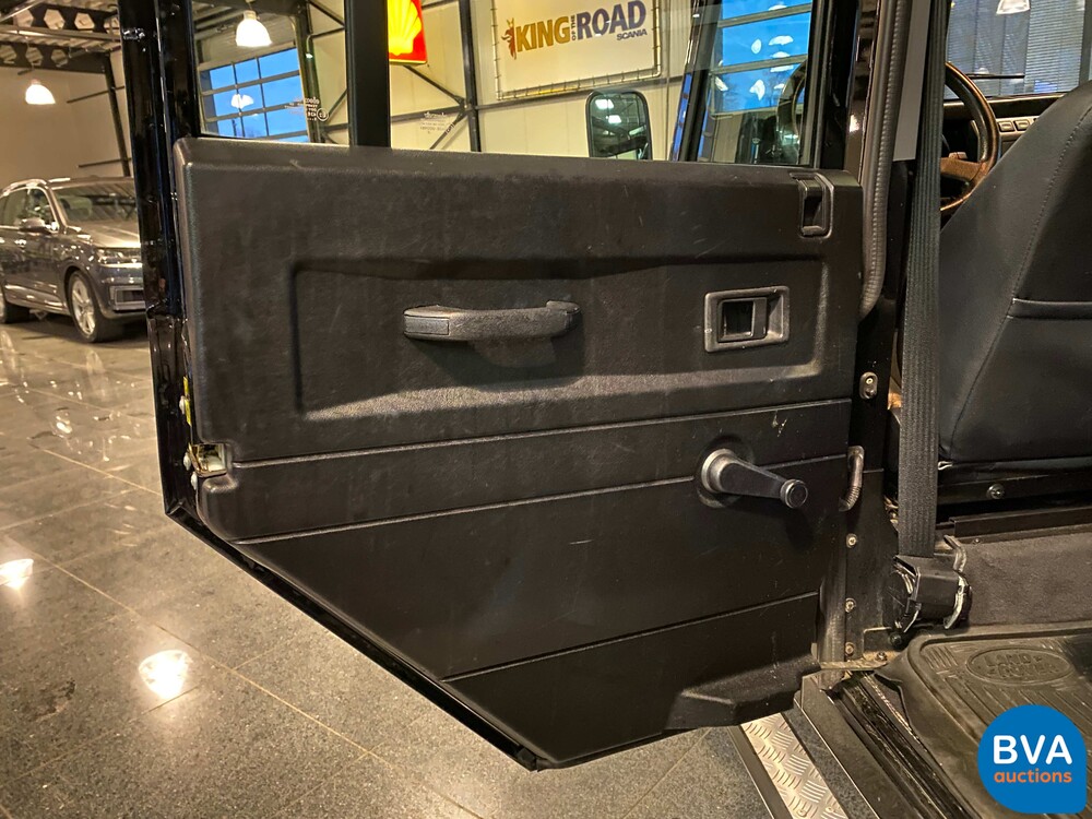 Land Rover Defender 110 2.5 TD5 130 PS 2006, 36-TP-GN.