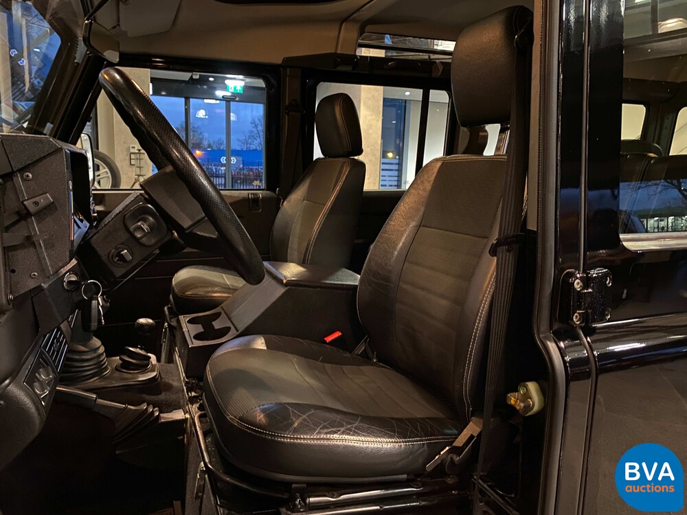 Land Rover Defender 110 2.5 TD5 130 PS 2006, 36-TP-GN.