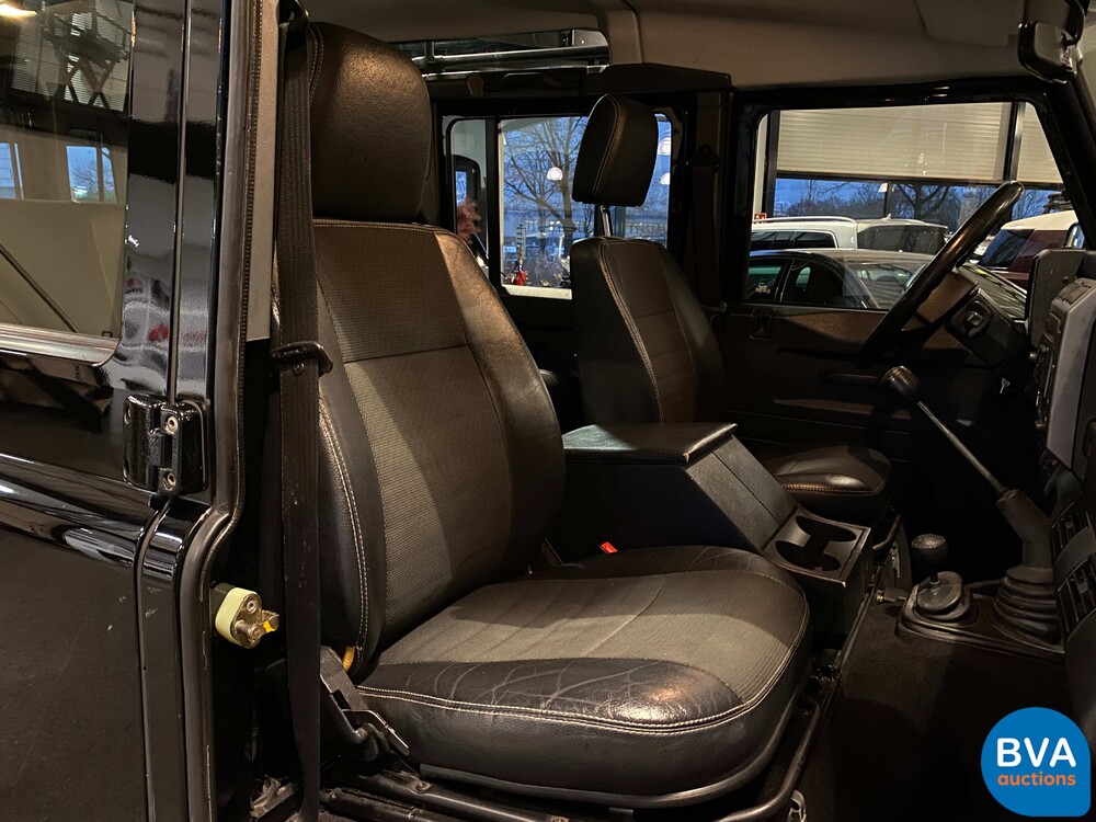 Land Rover Defender 110 2.5 TD5 130 PS 2006, 36-TP-GN.