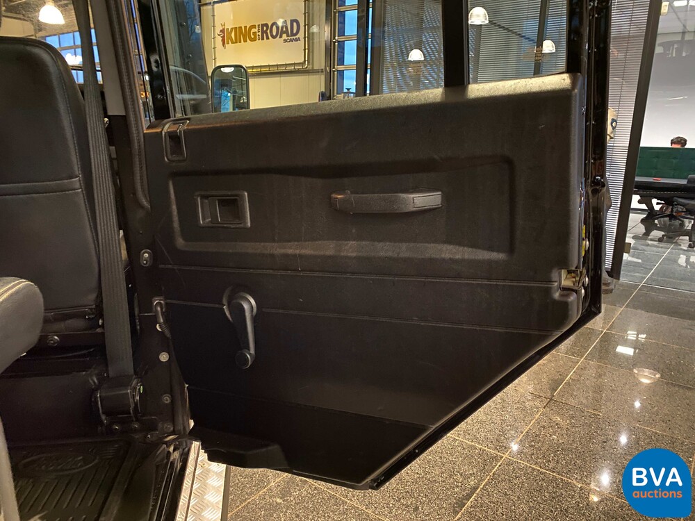 Land Rover Defender 110 2.5 TD5 130 PS 2006, 36-TP-GN.