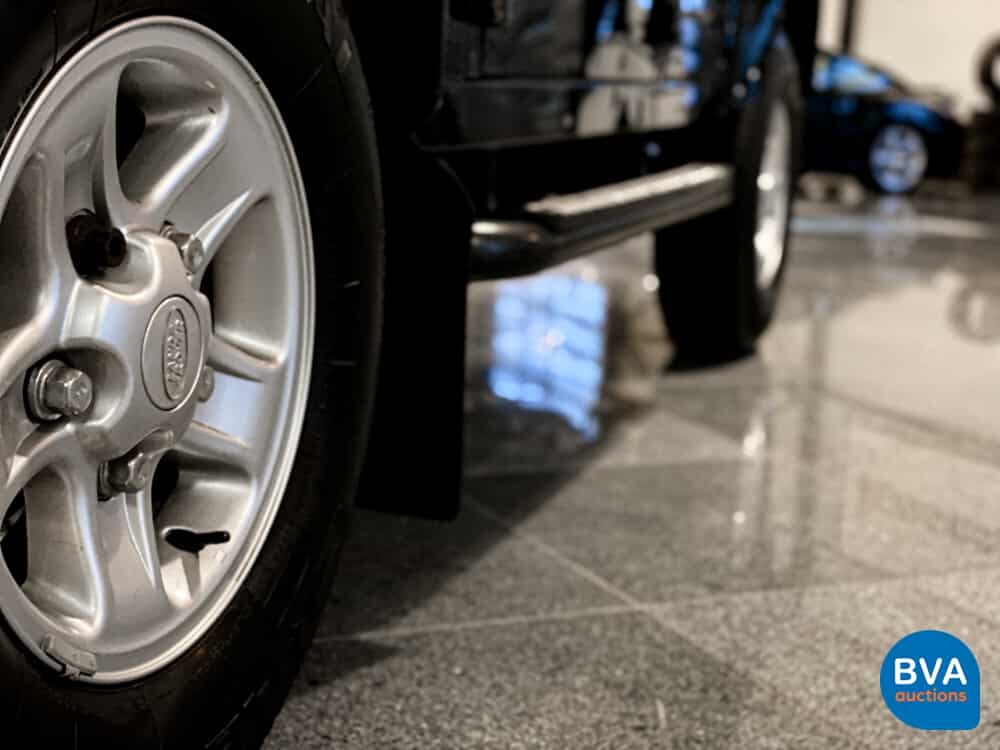 Land Rover Defender 110 2.5 TD5 130 PS 2006, 36-TP-GN.