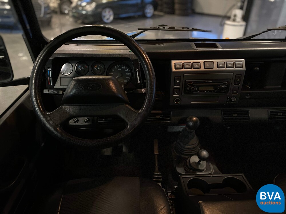 Land Rover Defender 110 2.5 TD5 130 PS 2006, 36-TP-GN.