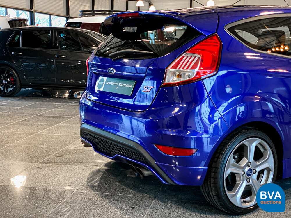 Ford Fiesta ST 183 PS 2016.