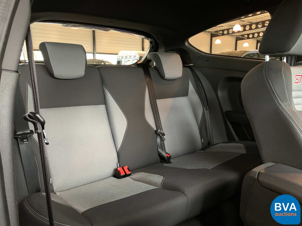 Ford Fiesta ST 183 PS 2016.