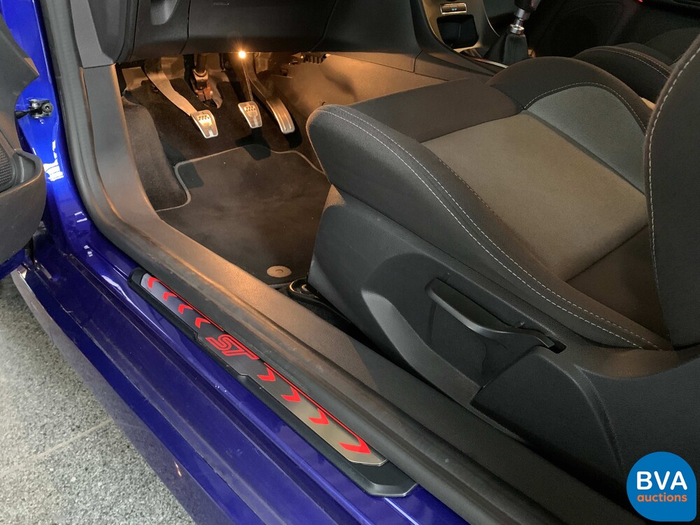 Ford Fiesta ST 183 PS 2016.